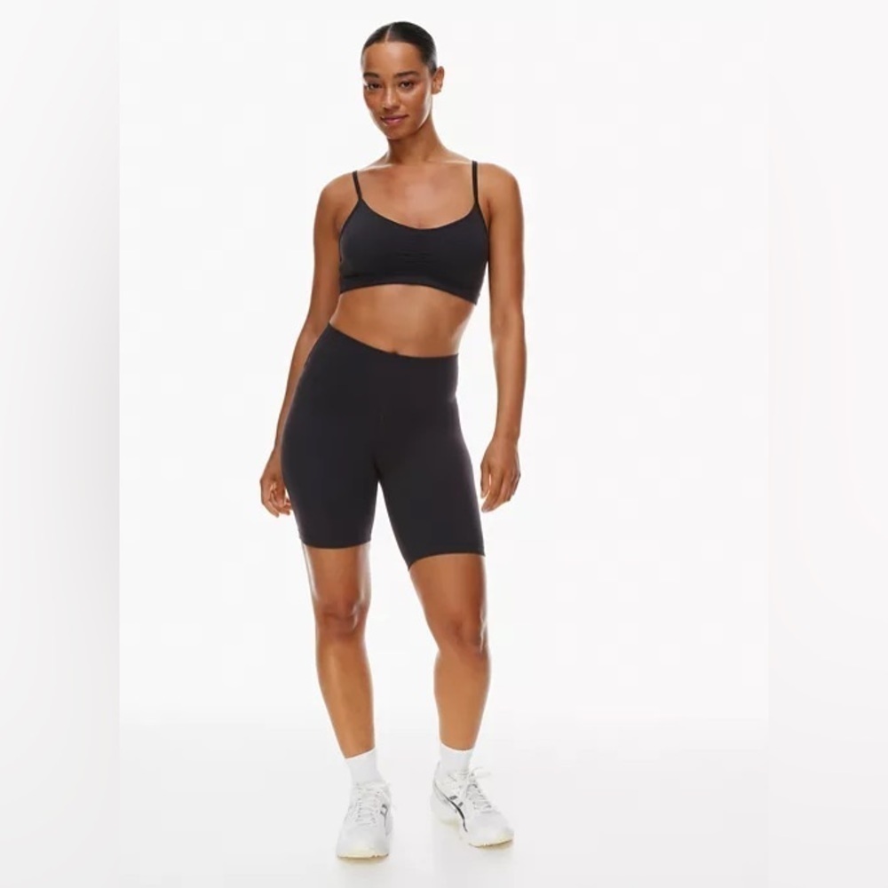 Aritzia TNA Biker Short
